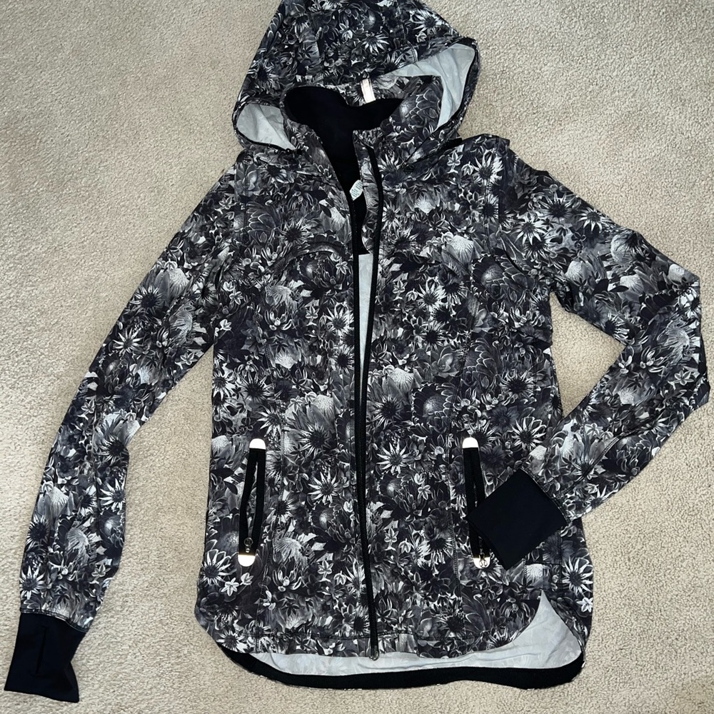 Lulu lemon jacket